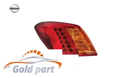 چراغ خطر گلگیر چپ نیسان مورانو